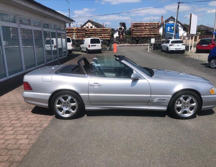 Mercedes-Benz SL 8