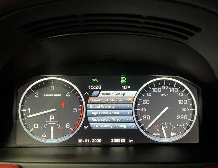 Land Rover Range Rover SUV / Terénní 4,4 l 230 kw