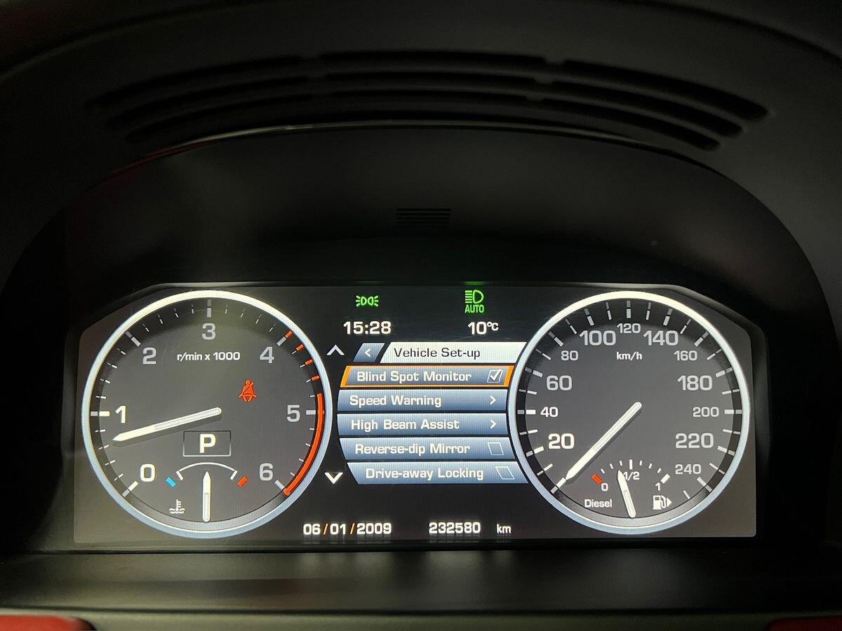 Land Rover Range Rover SUV / Terénní 4,4 l 230 kw