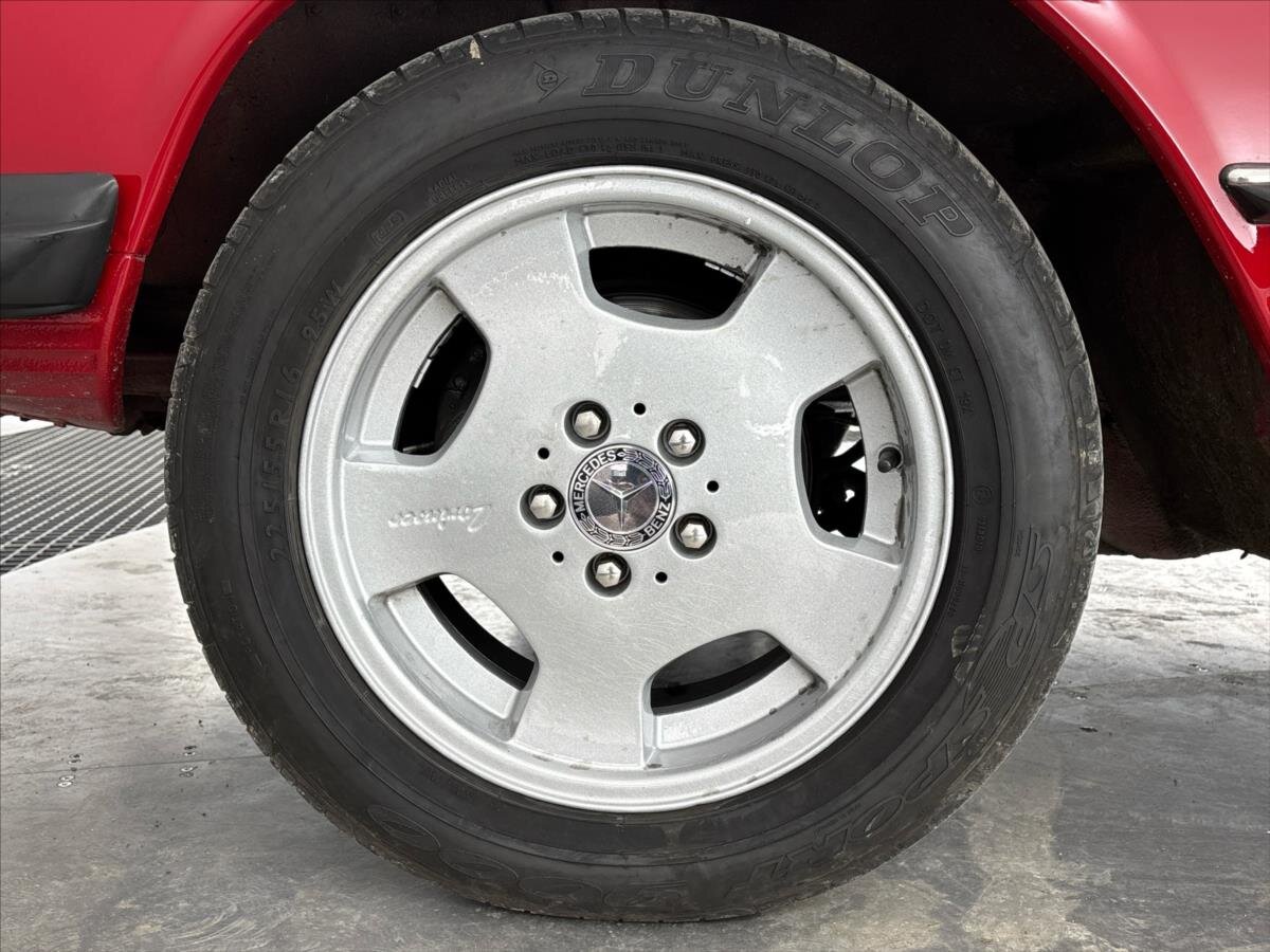 Mercedes-Benz SL Kabriolet 4,5 l 160 kw