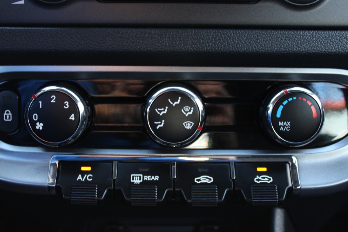 KIA Rio Hatchback 1,4 l 80 kw