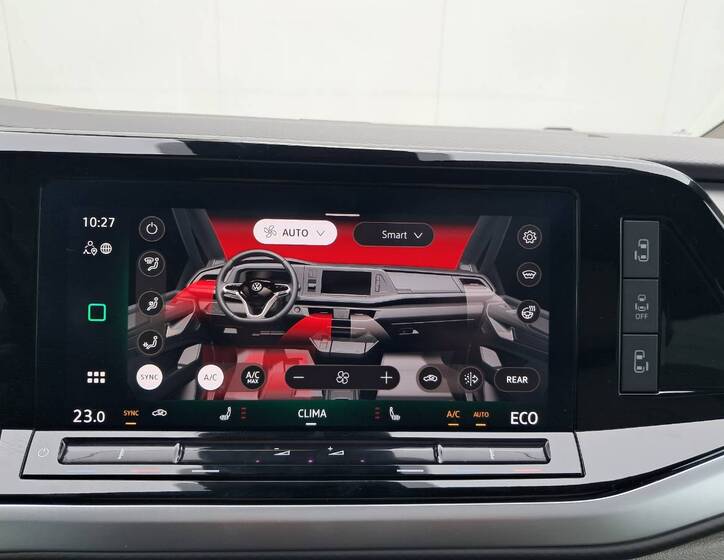 Volkswagen Multivan 13