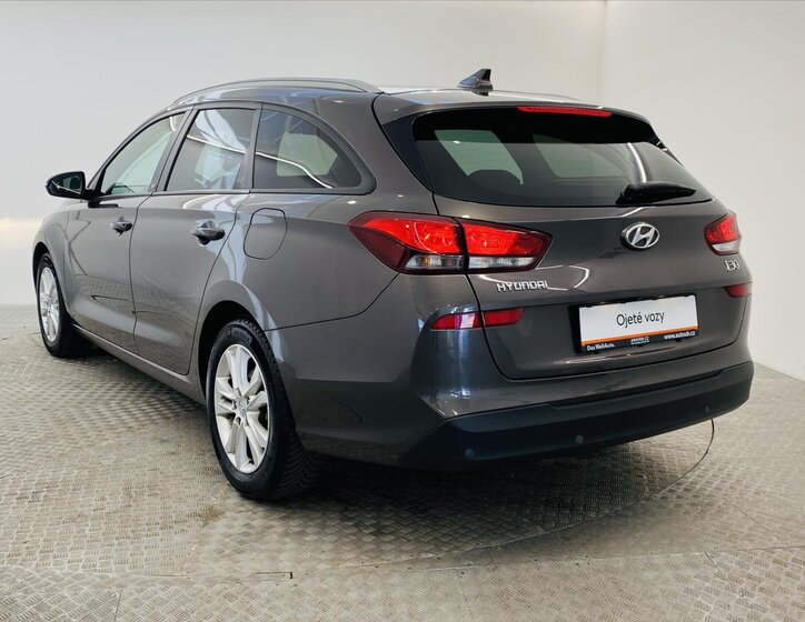 Hyundai i30 Kombi 1,4 l 103 kw