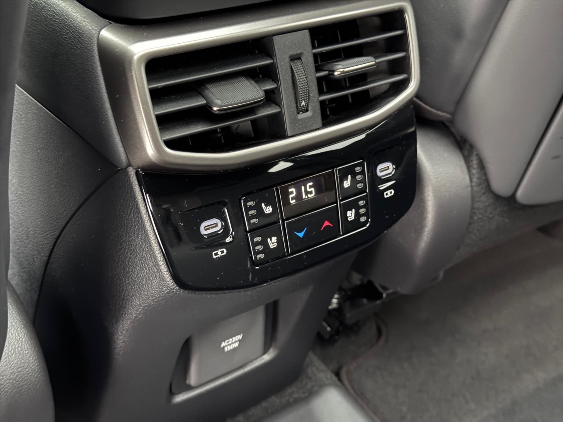 Lexus RX SUV 2,5 l 136 kw