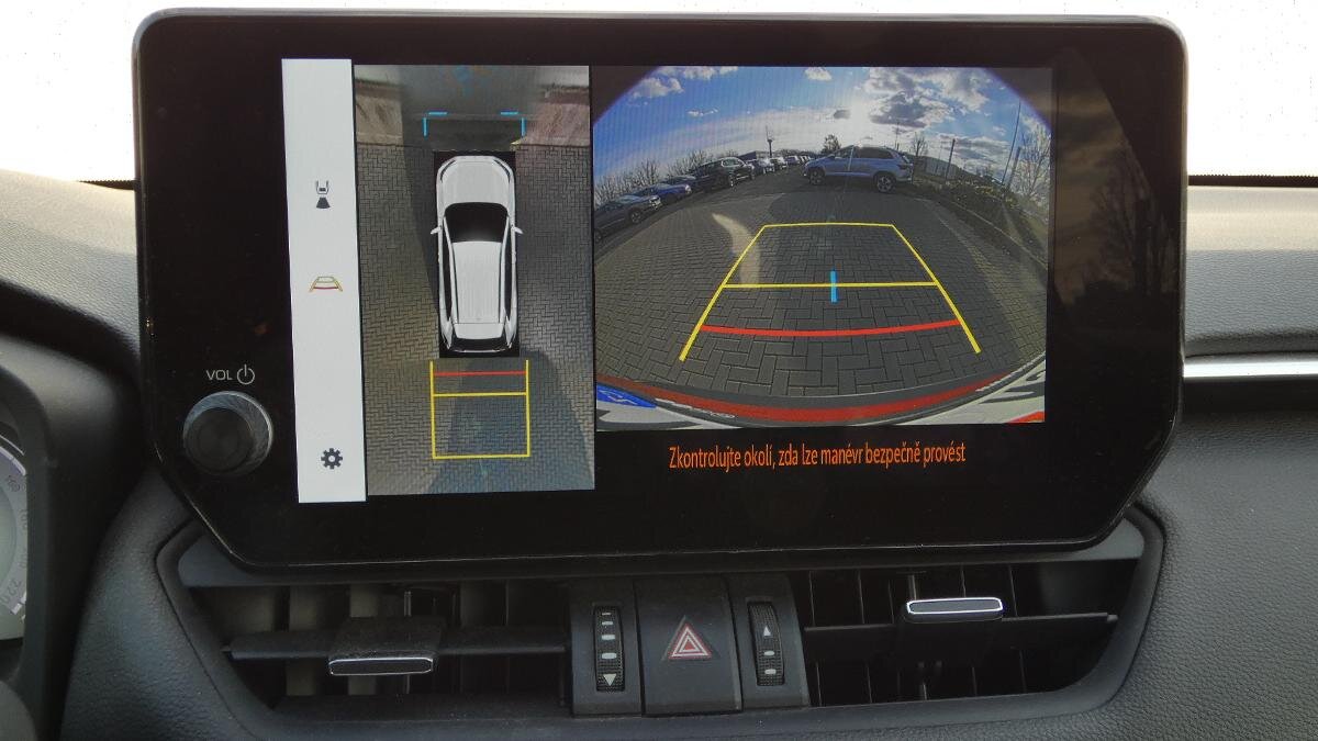 Toyota RAV4 SUV / Terénní 2,5 l 131 kw