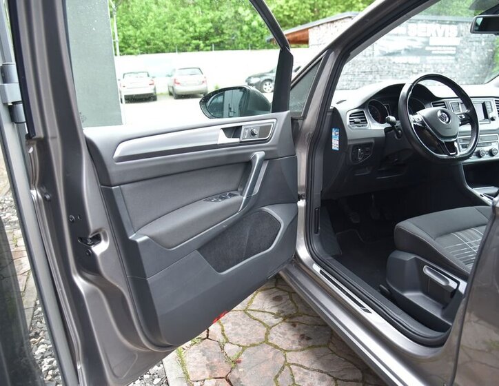 Volkswagen Golf Sportsvan MPV 1,2 l 81 kw
