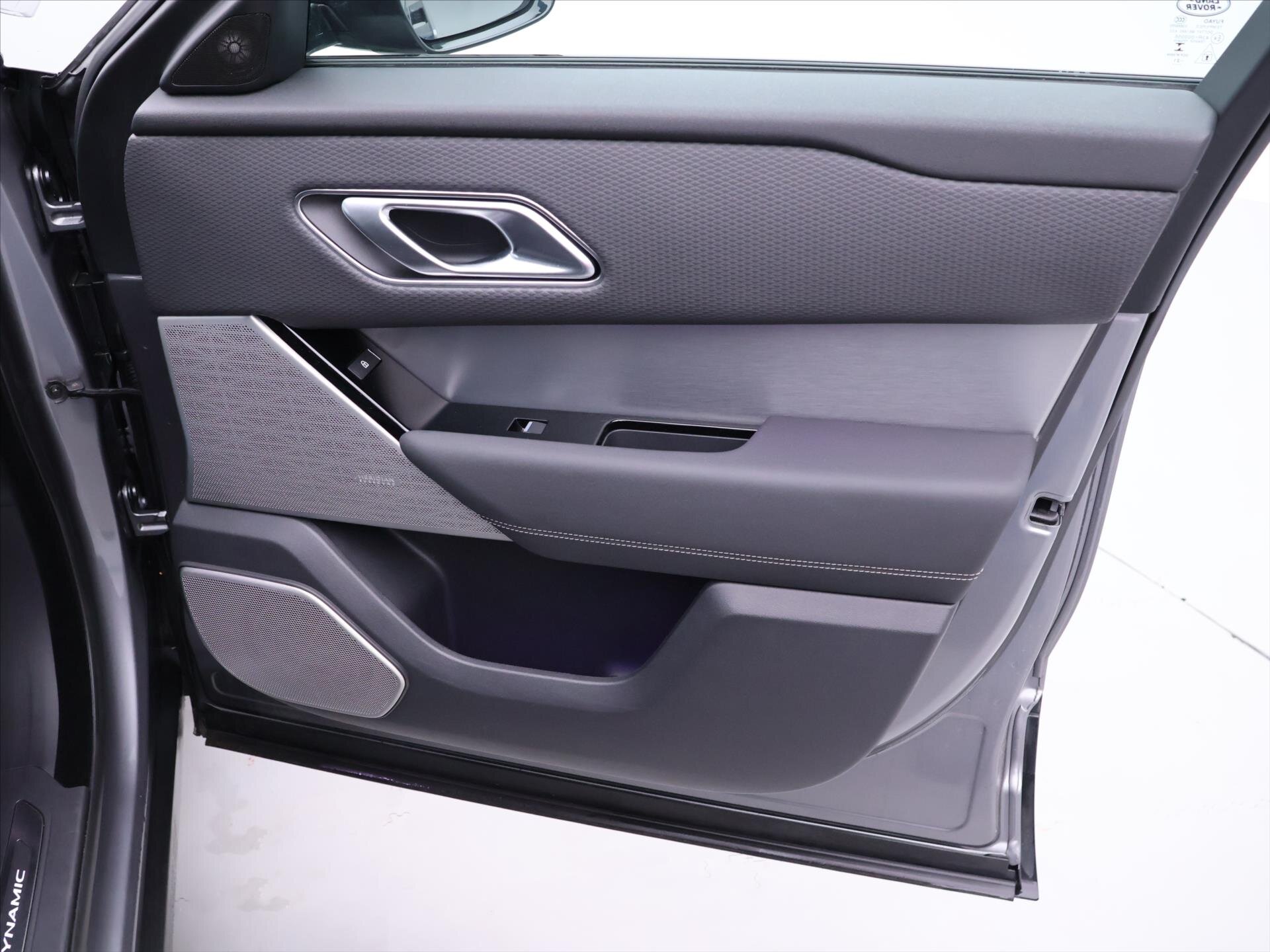 Land Rover Range Rover Velar SUV / Terénní 3,0 l 221 kw