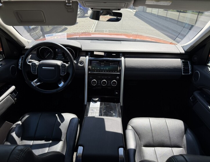 Land Rover Discovery 15