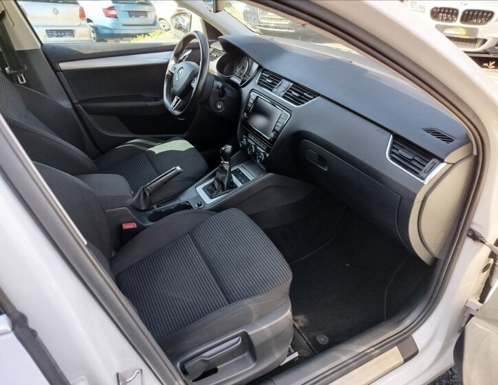Škoda Octavia Kombi 2,0 l 110 kw