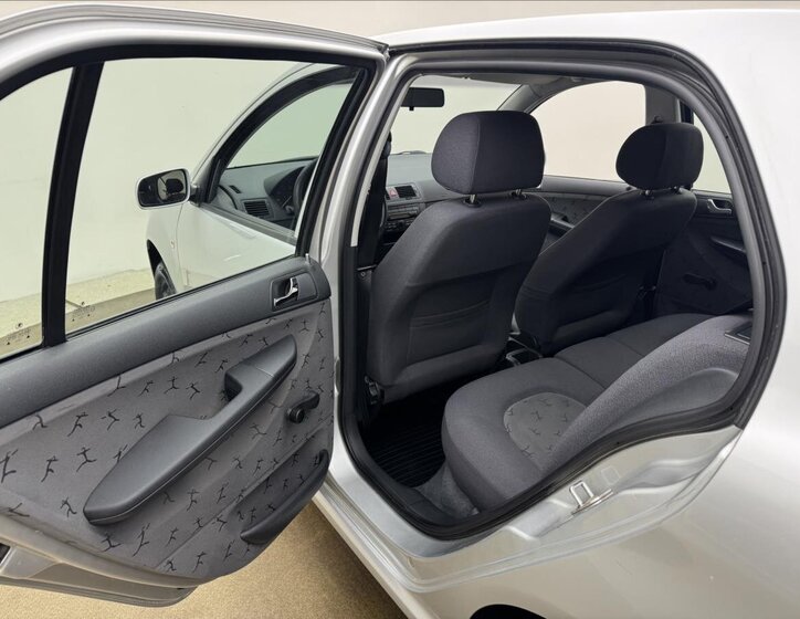 Škoda Fabia Hatchback 1,4 l 50 kw