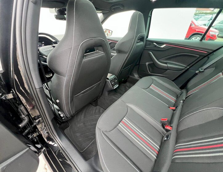 Škoda Scala Hatchback 1,0 l 85 kw