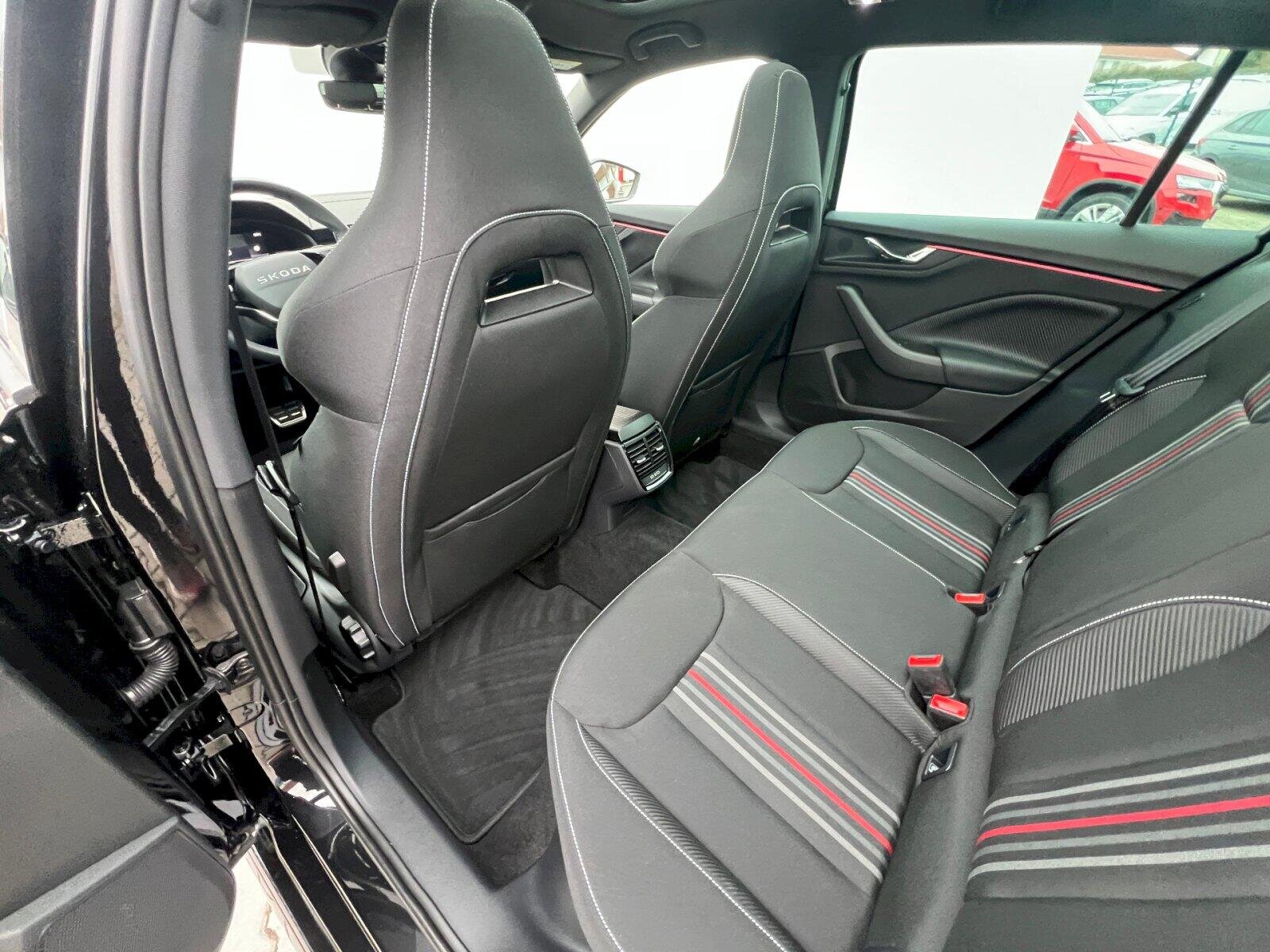 Škoda Scala Hatchback 1,0 l 85 kw