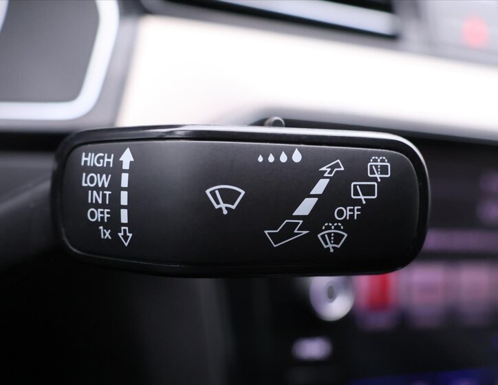 Volkswagen Passat Kombi 2,0 l 110 kw