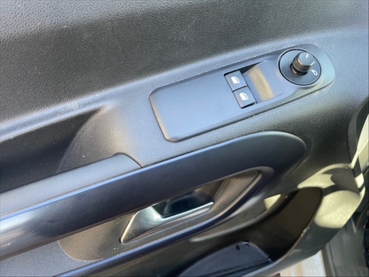 Peugeot Ostatní Kombi 1,5 l 96 kw