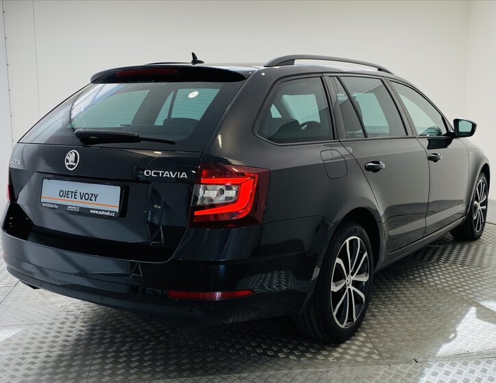 Škoda Octavia 2