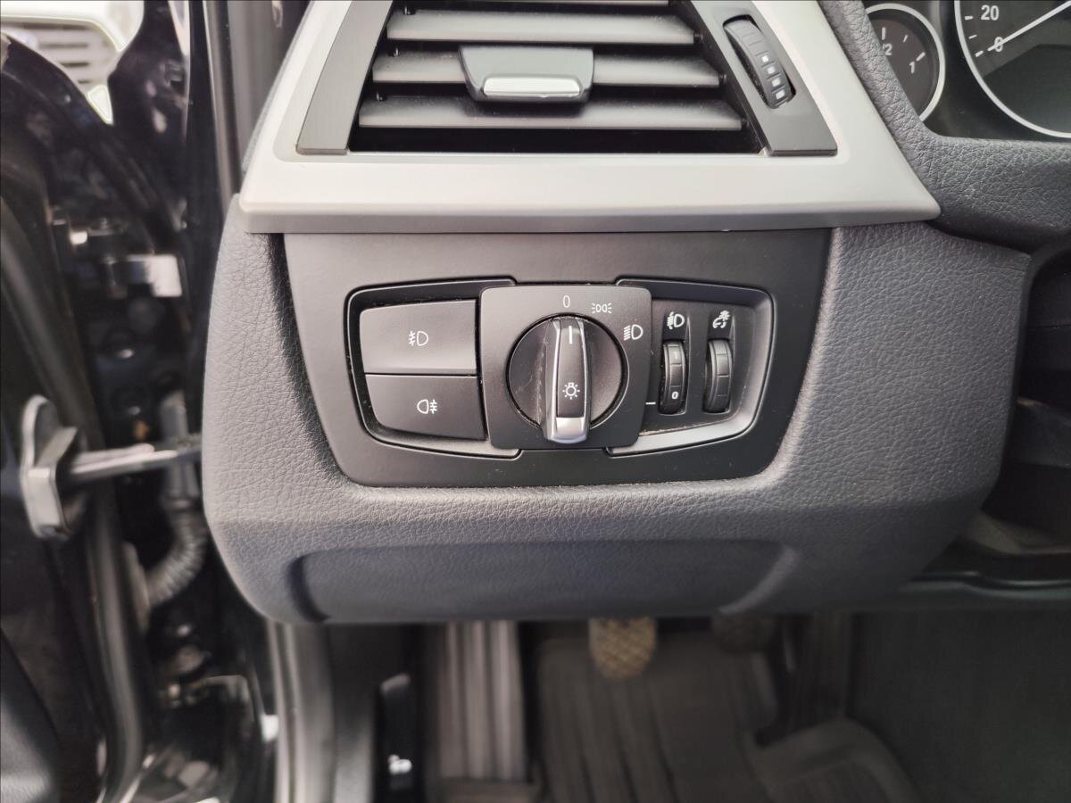 BMW Řada 3 Kombi 2,0 l 180 kw