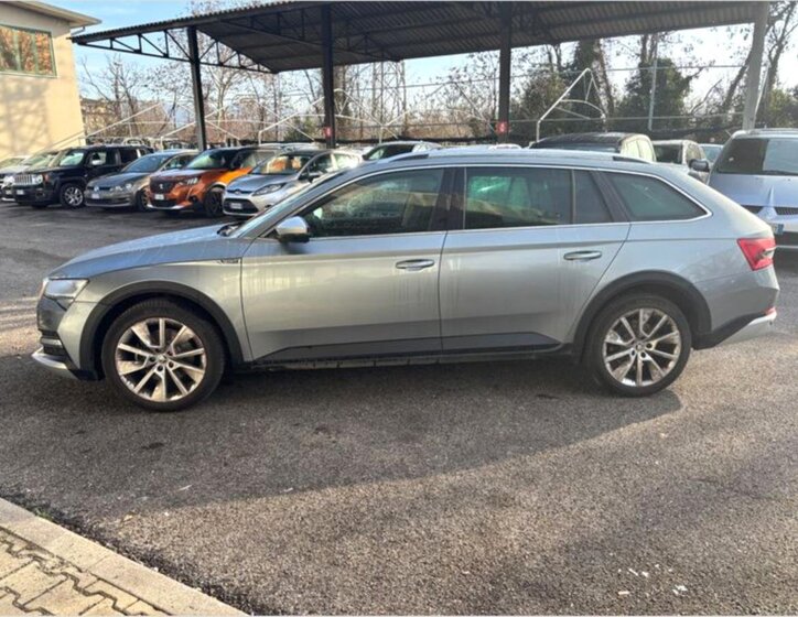 Škoda Superb Kombi 2,0 l 140 kw