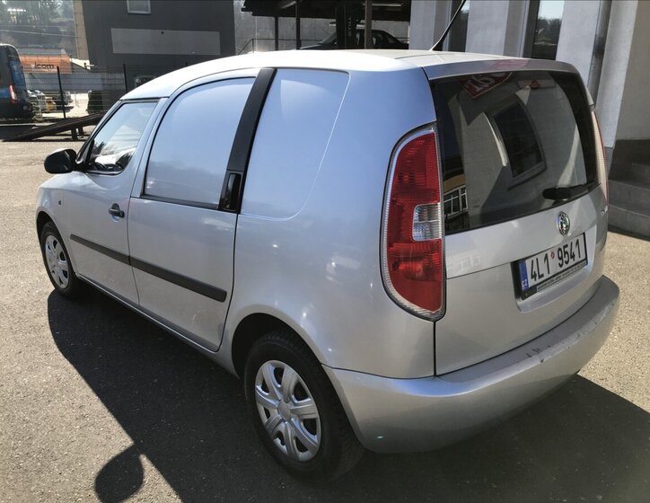 Škoda Praktik Skříň 1,2 l 63 kw