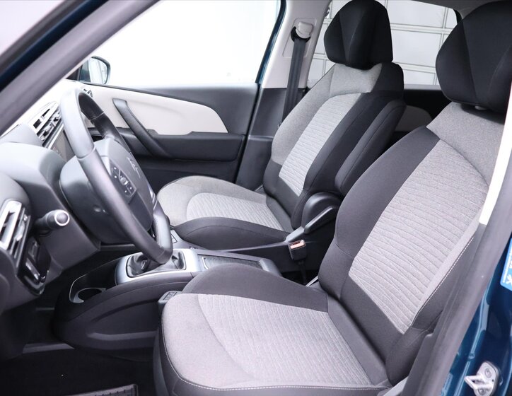 Citroën C4 SpaceTourer 10