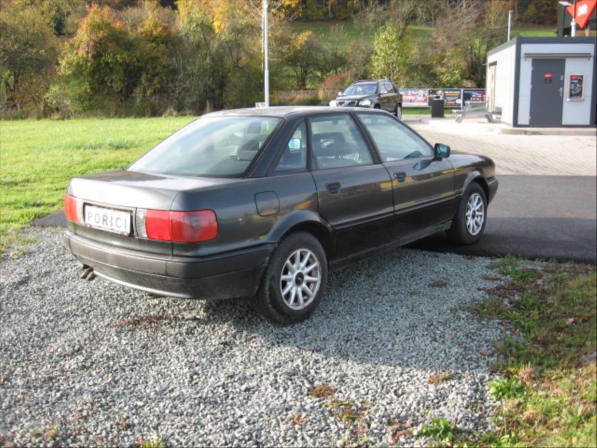Audi 80