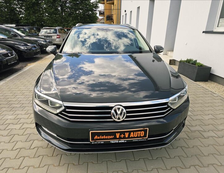 Volkswagen Passat Kombi 1,4 l 110 kw