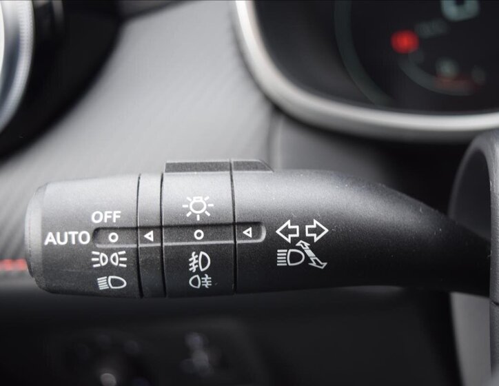 MG ZS Hatchback 1,5 l 78 kw