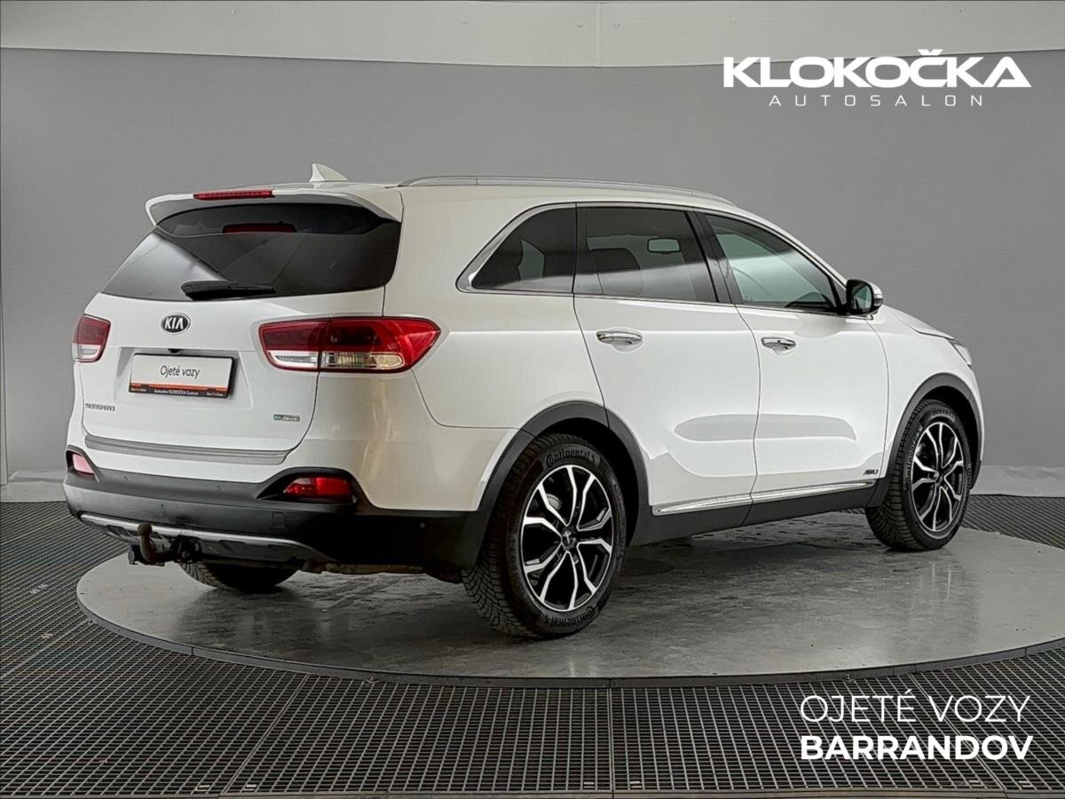 KIA Sorento SUV / Terénní 2,2 l 147 kw