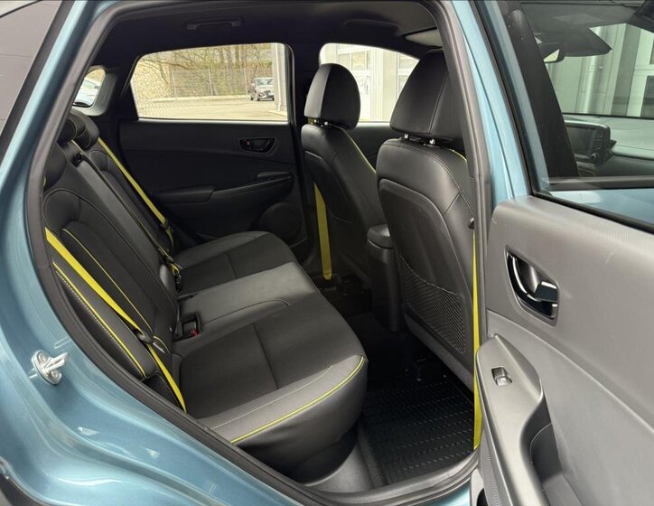 Hyundai Kona SUV / Terénní 1,6 l 130 kw