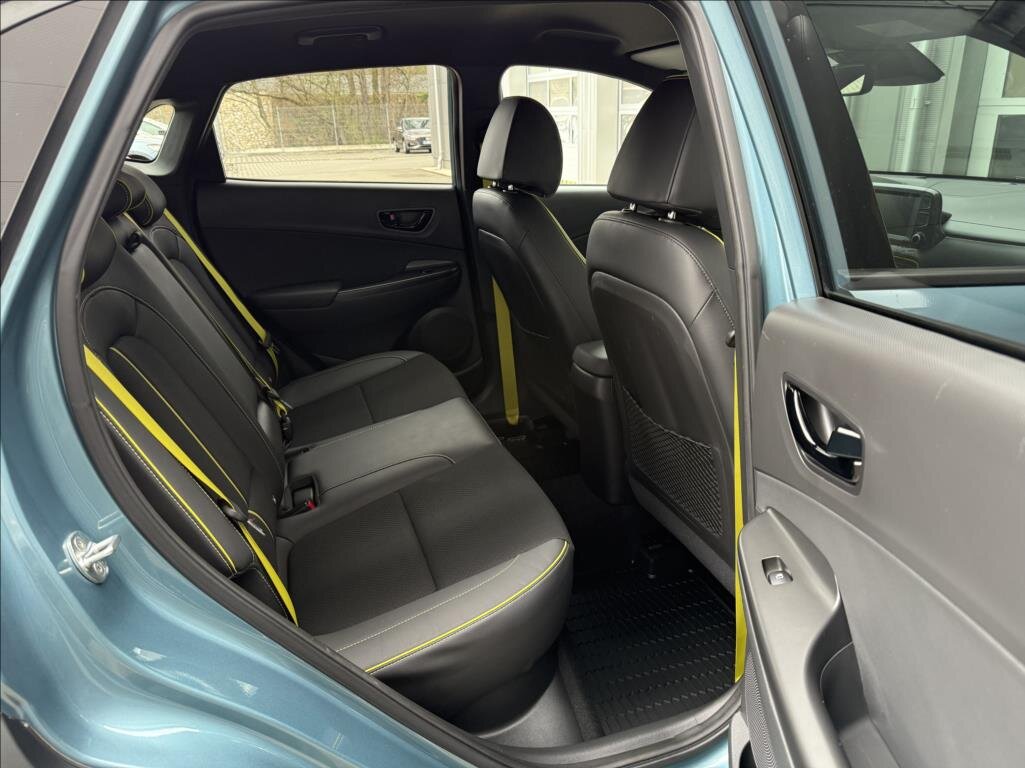 Hyundai Kona SUV / Terénní 1,6 l 130 kw