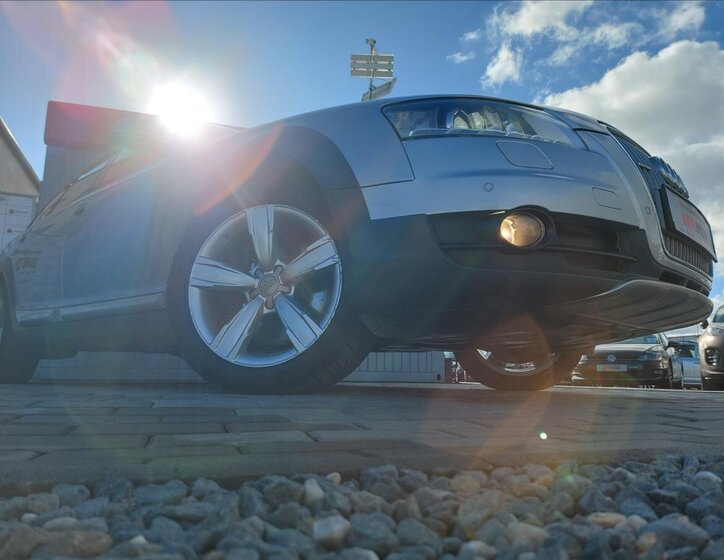 Audi A6 Allroad Kombi 3,0 l 176 kw