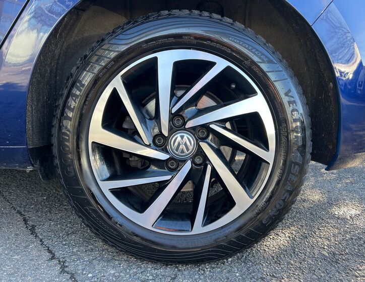 Volkswagen Golf Sportsvan 27