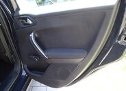 Peugeot 2008 Kombi 1,2 l 61 kw