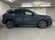 Toyota Corolla Cross 4