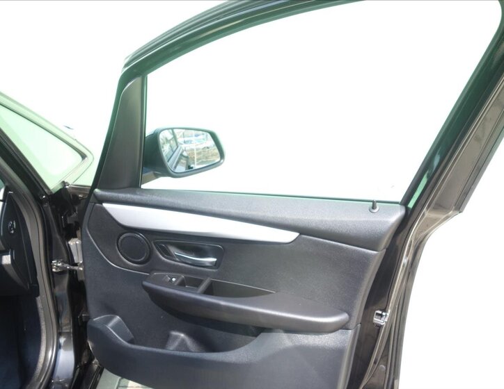 BMW Řada 2 MPV 1,5 l 85 kw