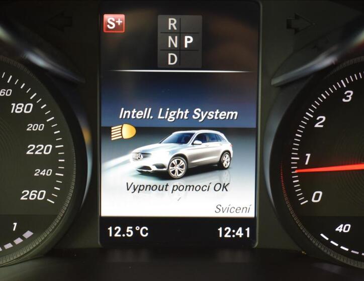 Mercedes-Benz GLC 39