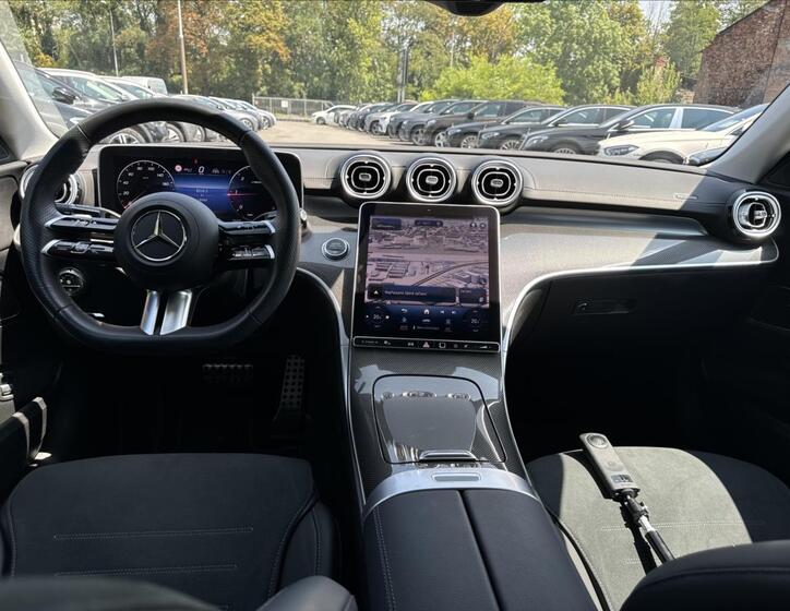 Mercedes-Benz Třídy C 12