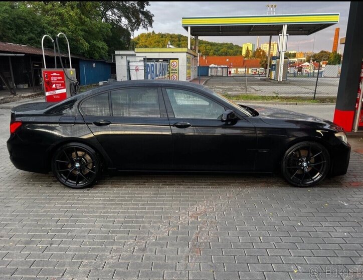 BMW Řada 7 Sedan 0,0 0