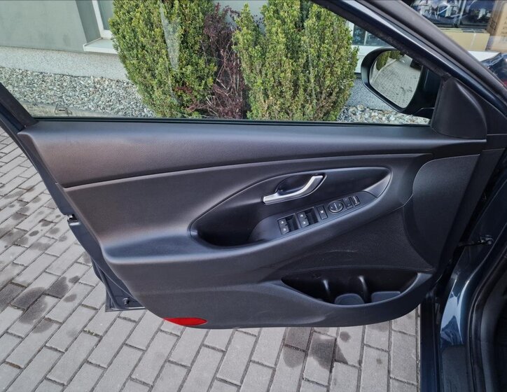 Hyundai i30 Kombi 1,6 l 85 kw