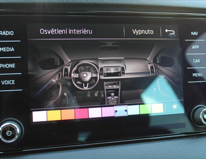 Škoda Karoq SUV / Terénní 1,5 l 110 kw