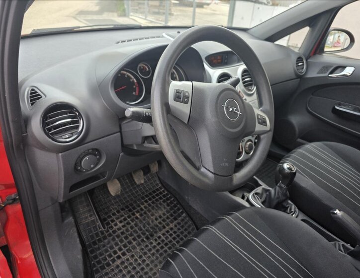 Opel Corsa Hatchback 1,2 l 59 kw