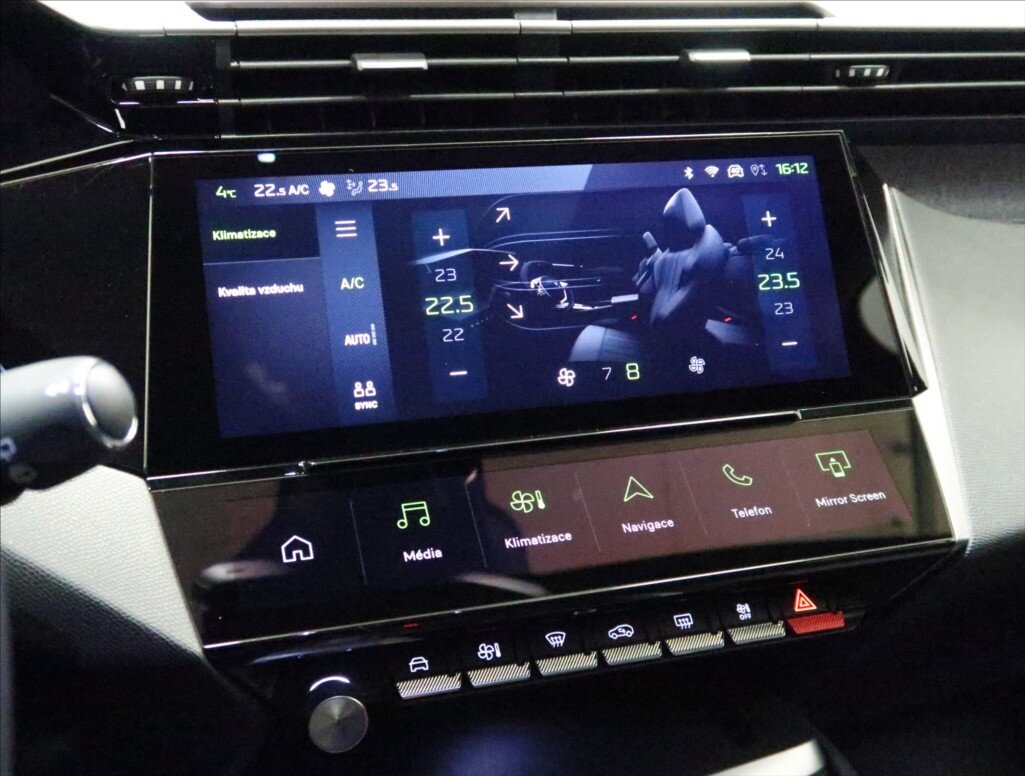 Peugeot 308 Kombi 1,2 l 96 kw