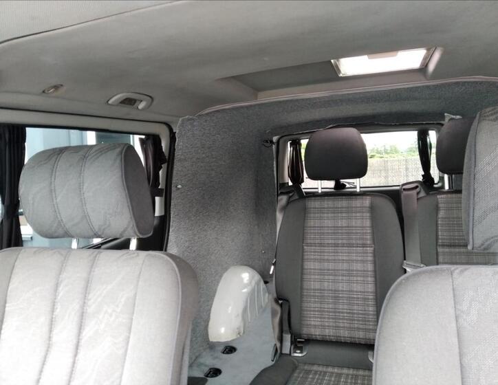 Mercedes-Benz Vito 13