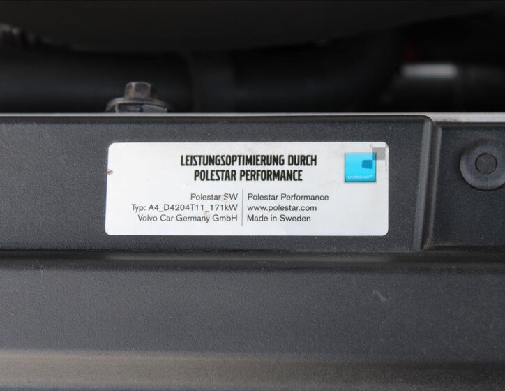 Volvo XC90 SUV / Terénní 2,0 l 165 kw