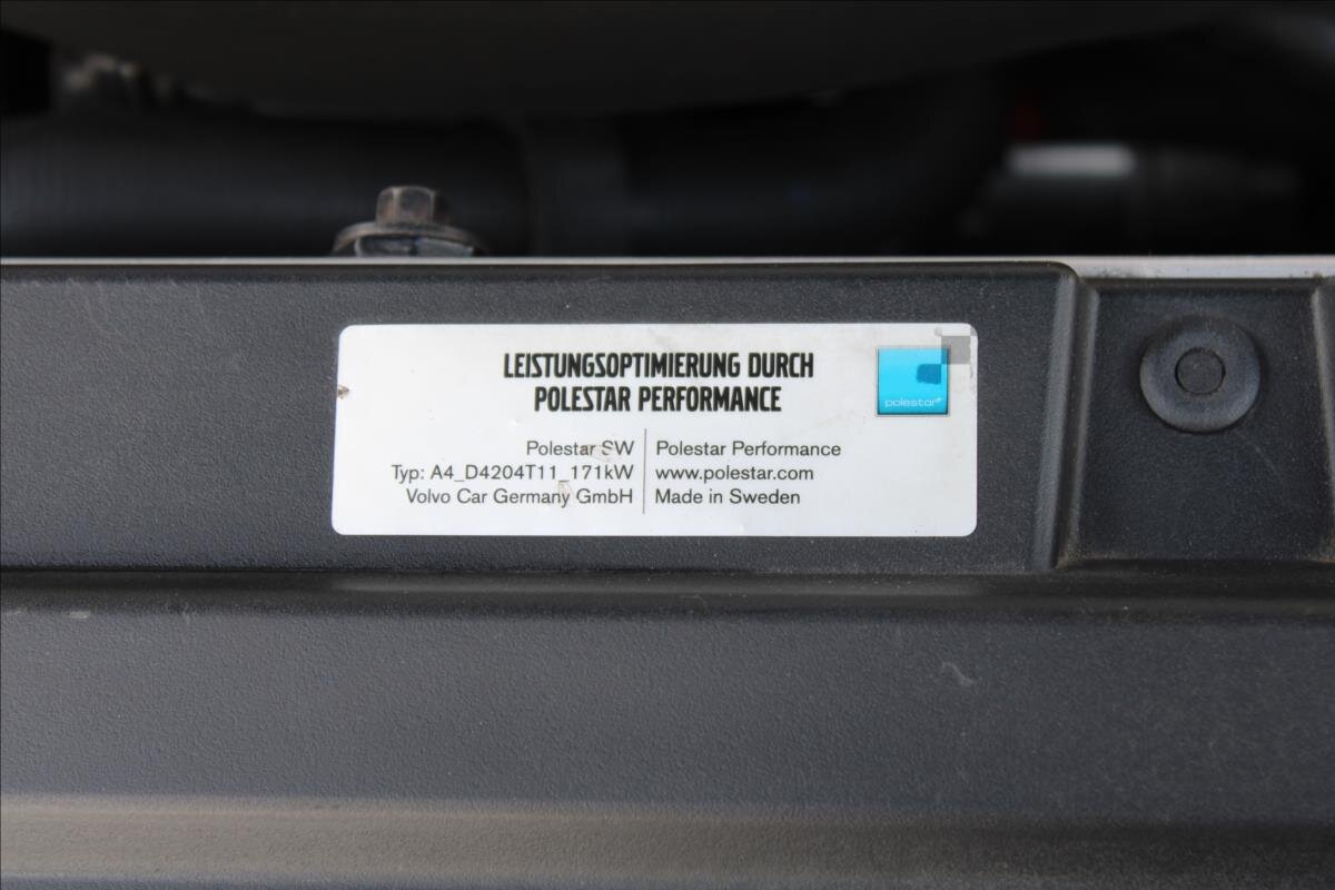 Volvo XC90 SUV / Terénní 2,0 l 165 kw