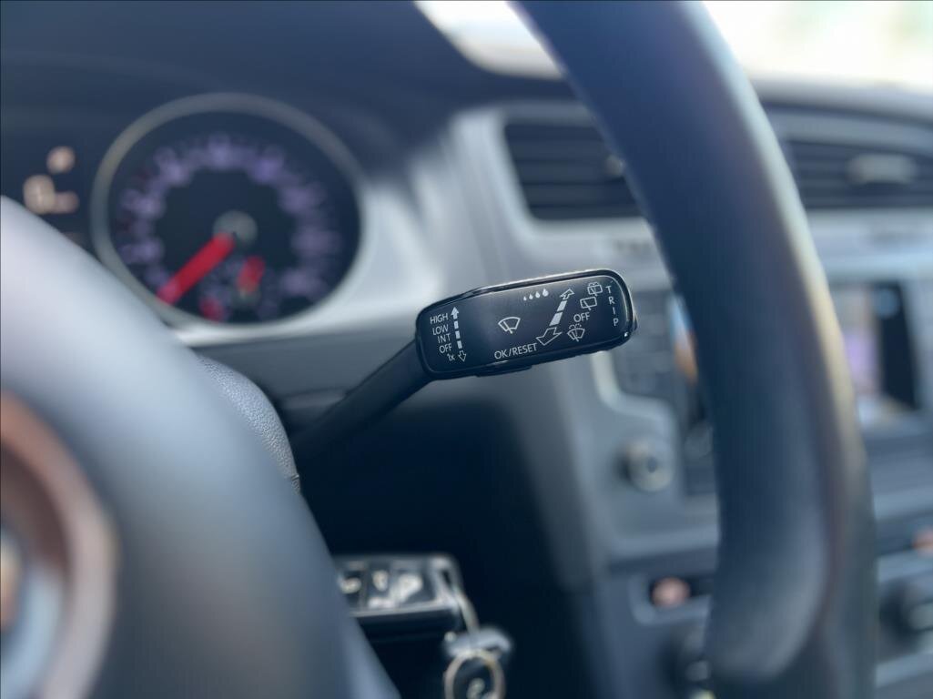 Volkswagen Golf Hatchback 1,2 l 77 kw