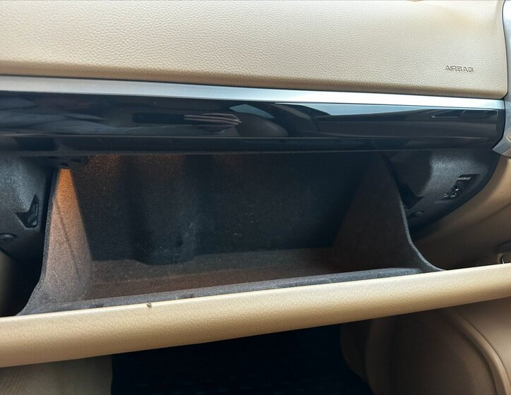 Porsche Cayenne Kombi 4,8 l 294 kw