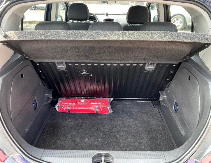 Opel Corsa Hatchback 1,4 l 66 kw