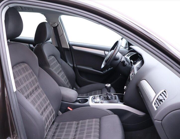 Audi A4 Kombi 2,0 l 110 kw