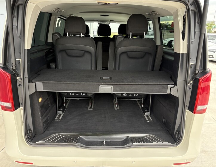 Mercedes-Benz Třídy V 27