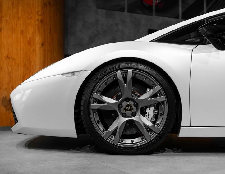 Lamborghini Gallardo 5